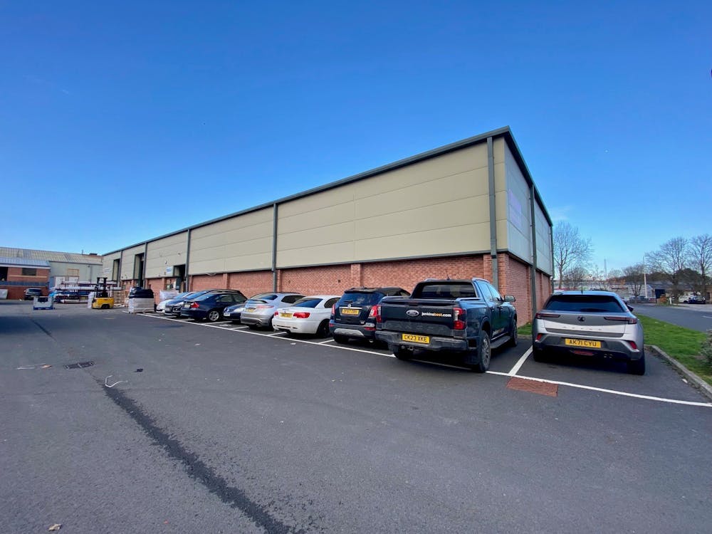 Unit 14, Beacons Business Park - Image 4