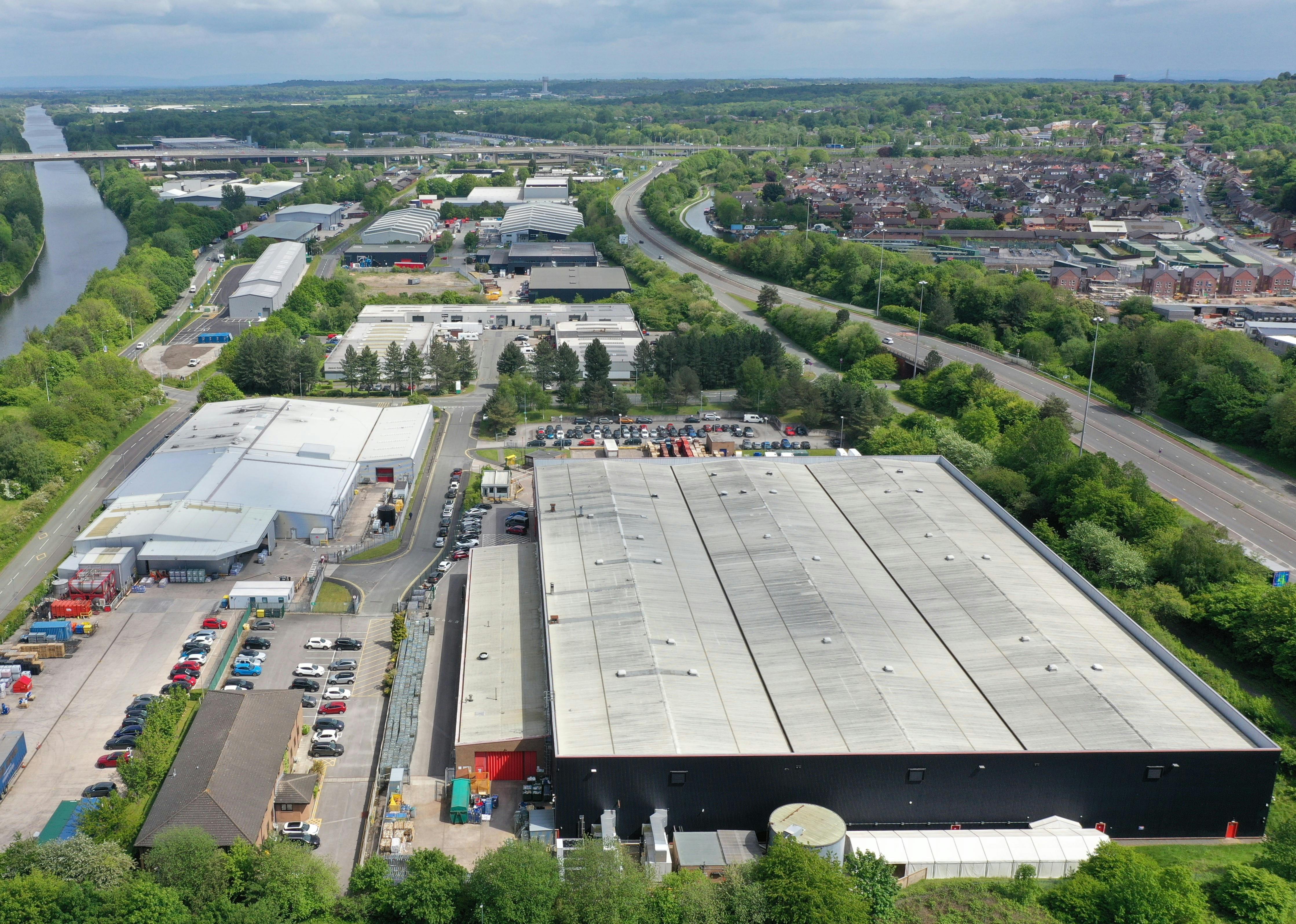 Lister Road, Runcorn, Distribution Warehouse To Let - DJI_0008.JPG