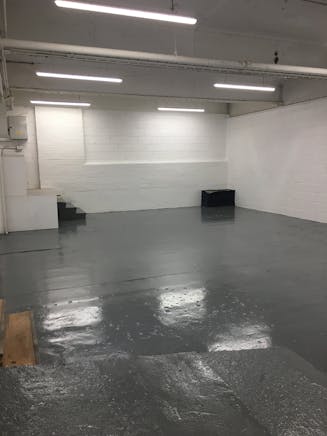 Unit 6P, Atlas Business Centre, Staples Corner, Industrial / Warehouse To Let - IMG_2036.JPG