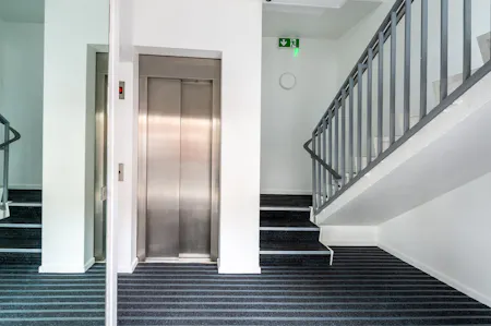 1 Bell Street, London, Office To Let - mj-associates-1-bell-street-85.jpg