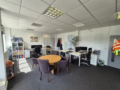 Europa Business Park, Cheadle, Industrial/Logistics / Office To Let - 20260619_124650.jpg