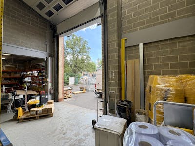 9 Maple Grove Business Centre, Hounslow, Industrial / Warehouse To Let - IMG_6593.jpg
