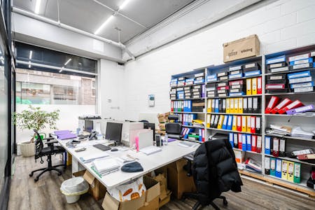 Unit 3 - 18 Plumbers Row, London, Retail To Let - Plumbers Row 18 U3 - Low Res 12.jpg