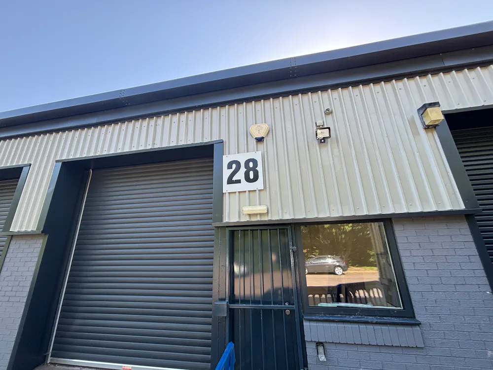 Unit 28, Albion Industrial Estate - IMG_8662.jpeg