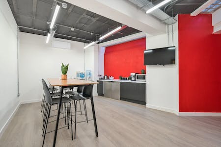 1-6 Newbury Street & 12 Kinghorn Street, London, Office / Showroom For Sale - 138171316916e1d3841bdARW1.jpg