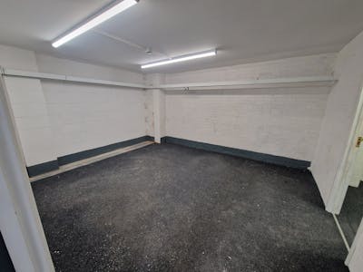 Unit 26 The Tanneries, Havant, Industrial / Warehouse To Let - 20260105_144315.jpg