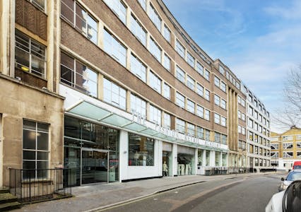 15 Gresse Street, London, F1 (Learning and Non-Residential Institutions) / D1 (Non Residential Institutions) To Let - 15 Gresser St35RT.jpg