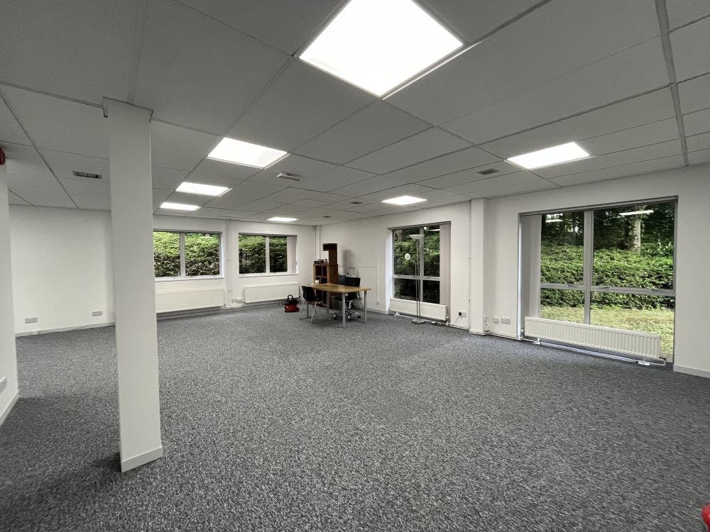 Ground Floor, 15 Cromwell House, Chipping Norton, Office To Let - image00001.jpg