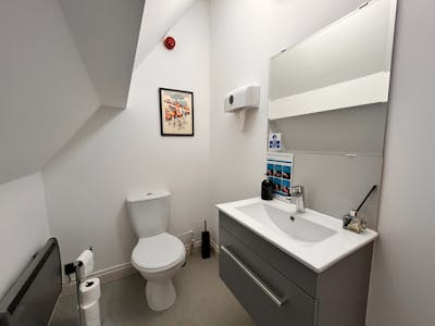 Osborne House, Second Floor, 20 Victoria Avenue, Harrogate, Office To Let - IMG_7497.jpeg