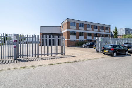 Unit 4, Brick Knoll Park, St Albans, Industrial/Logistics To Let - Brick_Knoll_Pk_Unit 4_022.jpg