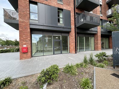 Unit 2, 7 Barking Wharf Square, Barking, Office / Retail To Let - IMG_0731.JPG