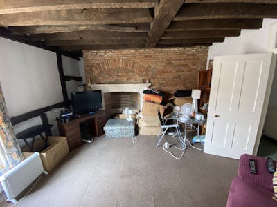 2 Buttermarket, Thame, Investment / Residential / Retail For Sale - IMG_8863.JPG