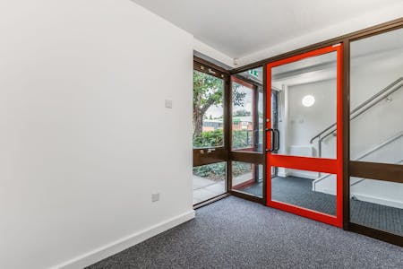 Unit 3 Shepperton Business Park, Shepperton, Industrial/Logistics To Let - 96782_Unit3SheppertonBusinessPark  26_low.jpg