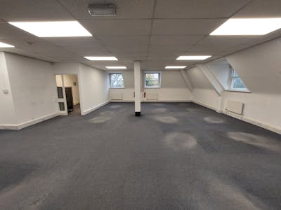 St. Philips Courtyard, Birmingham, Office To Let - Unit 3 1st Floor_Arjun Delay.jpg