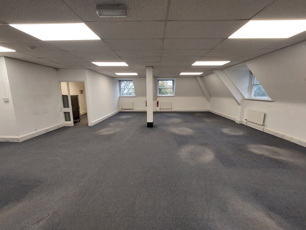 St. Philips Courtyard, Birmingham, Office To Let - Unit 3 1st Floor_Arjun Delay.jpg