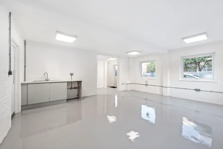 Unit 1A St Marks Industrial Estate, Silvertown, Industrial / Warehouse To Let - DSC02457.jpg