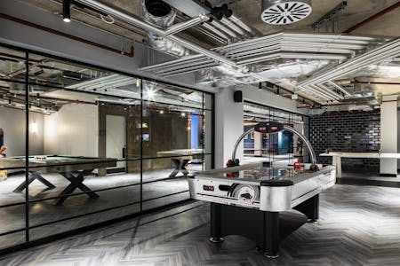 23 Hewett Street, London, Office To Let - The Stage Bowling Aley and Games Lounge9576.jpg