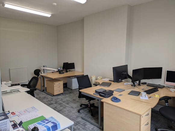 First Floor Office, St. Andrews Castle, Bury St. Edmunds, Office / Office To Let - 1000021045.jpg