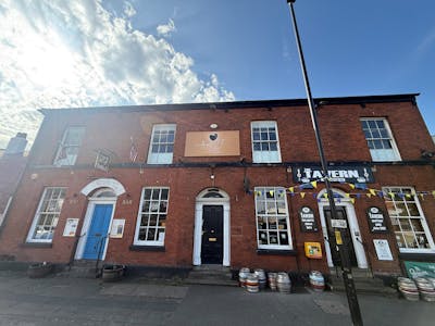 27 Church Street, Warrington, Pub / Restaurant To Let - Frontage.jpg