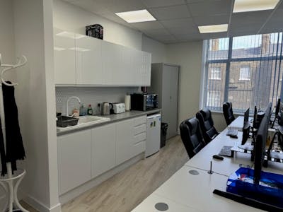 Premier House, London, Office To Let - IMG_4464.jpg