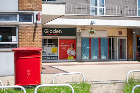 9 South Parade, Bristol, Shopping Centre Unit To Let - 7-9 South Parade #3.jpg