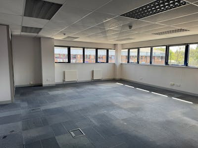 Unit 28 The Metro Centre, Watford, Office / Other / Warehouse To Let - IMG_5459.jpeg