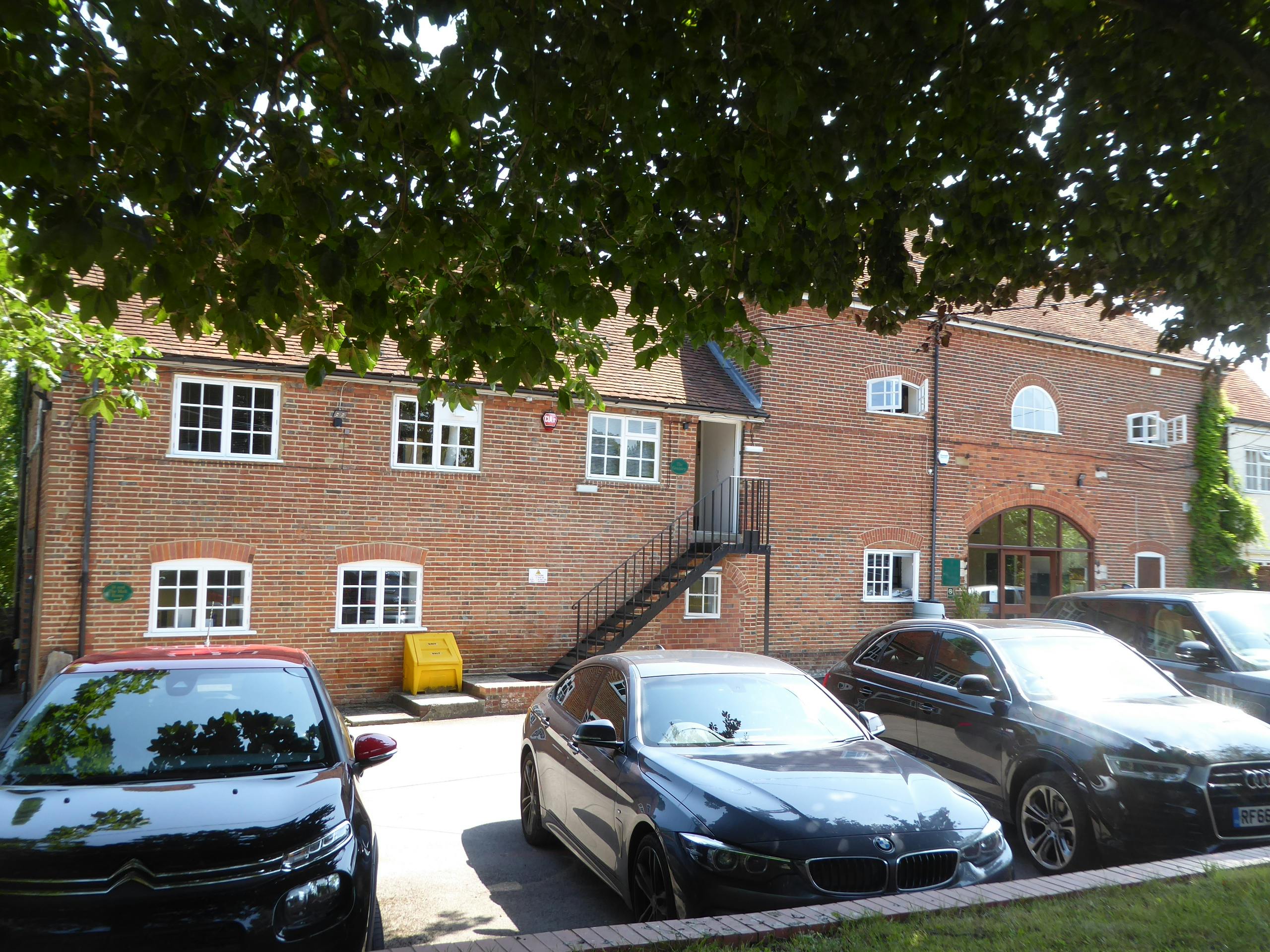 The Hay Loft, Kiln House Studios, Farnham, Offices To Let - P1170539.JPG