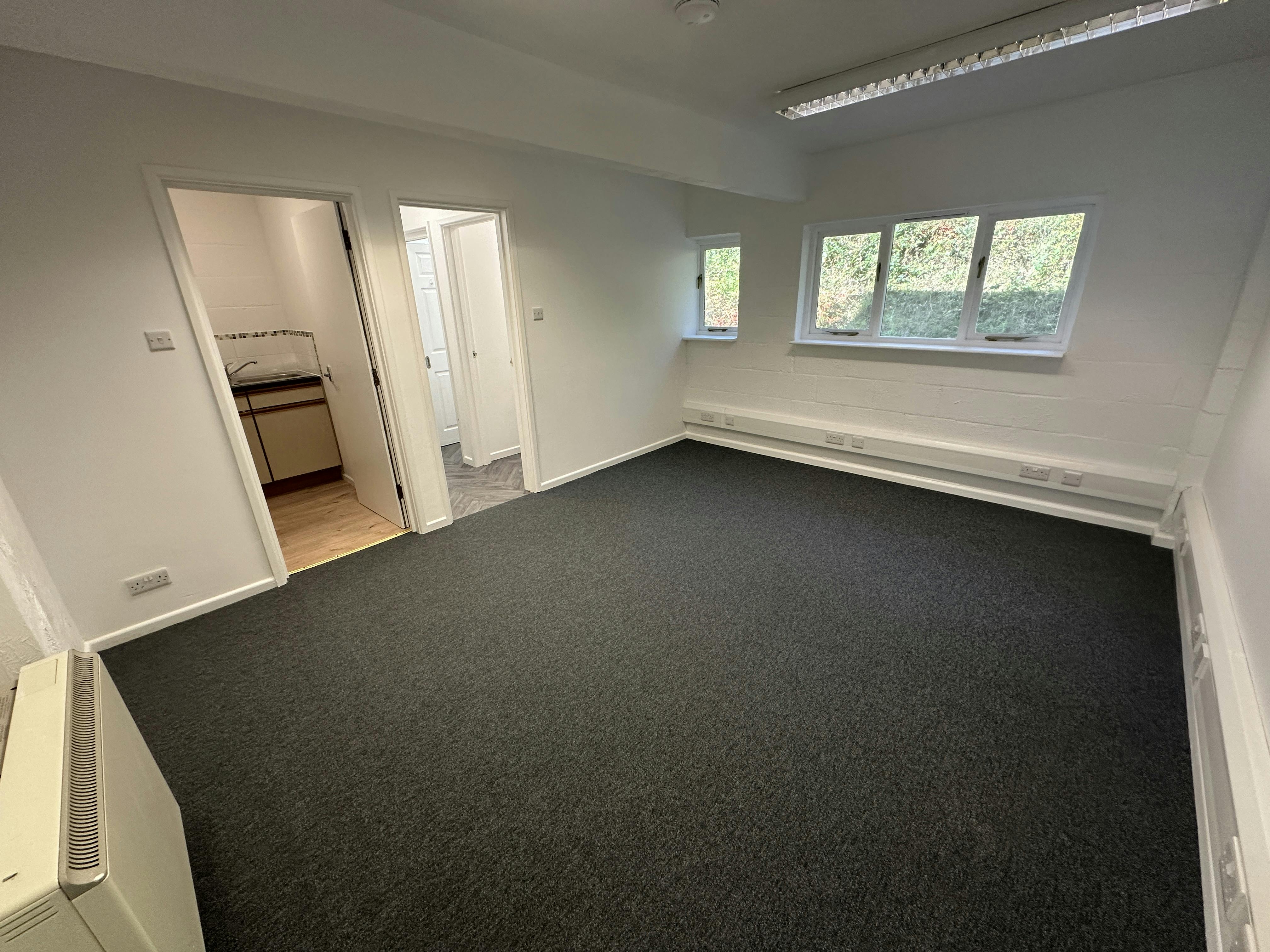 1 & 1a Abbey Business Park, Monks Walk, Farnham, Offices To Let - IMG_9730.JPG