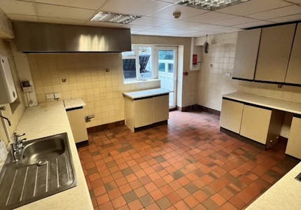 101 The Drive, Hove, D1 (Non Residential Institutions) To Let - Image 10