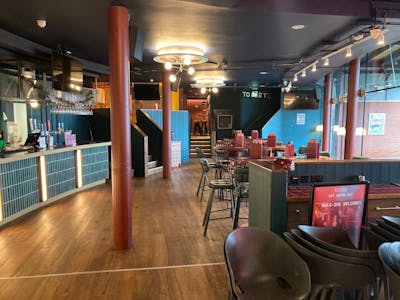 19 Ash Road, Leeds, Class E Retail / Leisure / Leisure / Retail Lease Assignment - In 4 GF.jpg