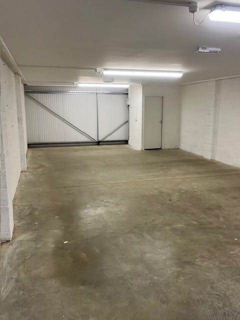 Units at Notley Farm, Long Crendon, Industrial To Let - 47b.jpg