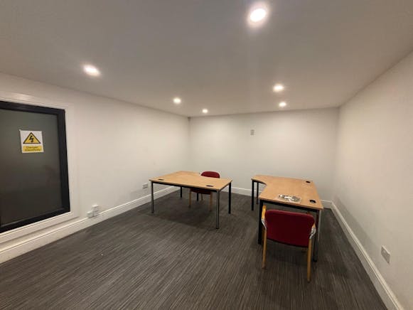 13 Scotts Road, Paisley, Industrial To Let - PHOTO-2026-04-28-09-21-51 15.jpg