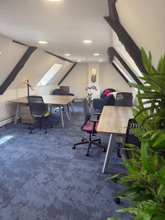 Allsopp Suite, Thame, Office To Let - WhatsApp Image 20250710 at 141429_3024cf84.jpg