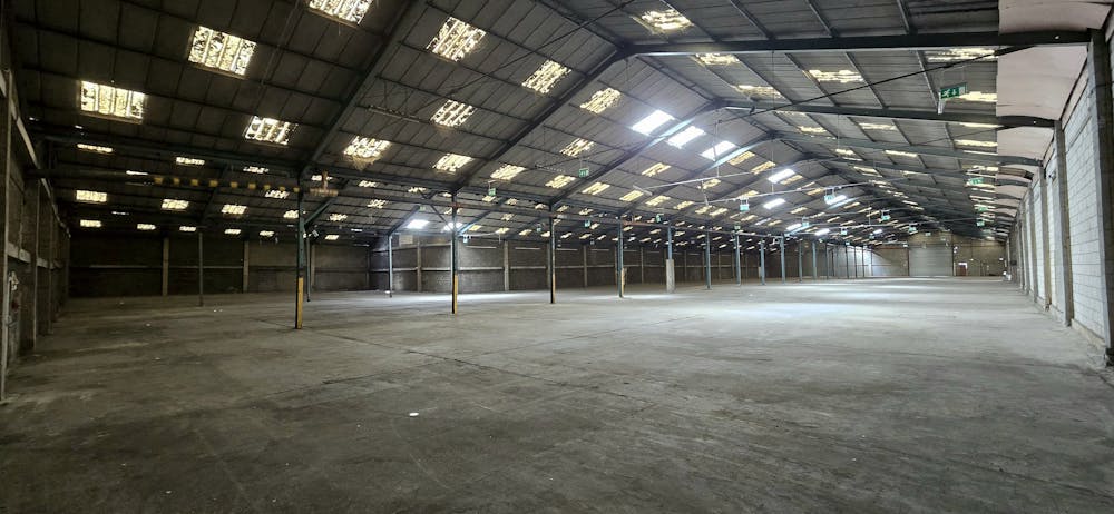 Warehouse 2B, Rippleside Commercial Estate, Barking, Industrial / Warehouse To Let - 20240624_120227.jpg