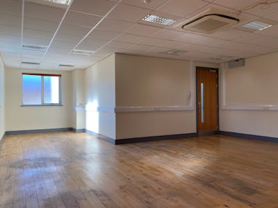 Suite 5, West End Yard, Llanelli, Office To Let - office 2.jpg