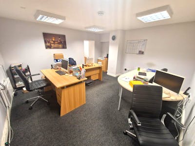 13 Stockport Road, Stockport, Office To Let - 20240822_121629.jpg