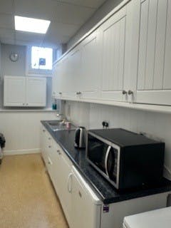 Index House, Ascot, Offices To Let - Kitchen.jpg