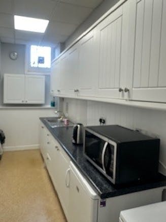 Index House, Ascot, Offices To Let - Kitchen.jpg