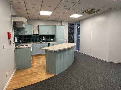 Unit 9 Albany Park, Poole, Office To Let / For Sale - IMG_6654.JPEG