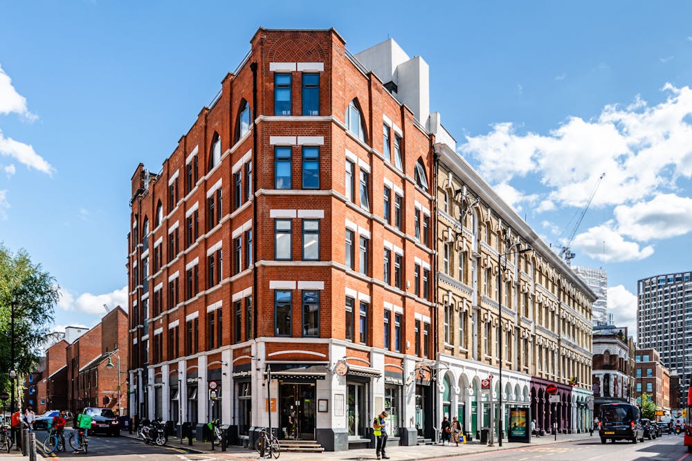4th Floor - 54 Commercial Street, London, Office To Let - Commercial St 54 2F  Low Res 20.jpg