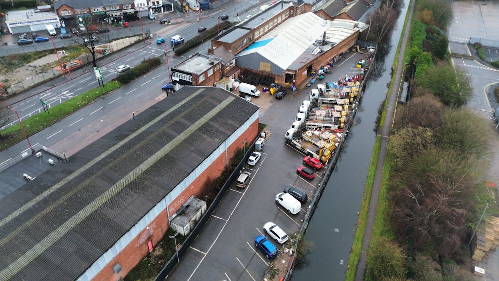 Offices and Yard at 409 Tyburn Road - Photo 31-12-2025, 15 24 09.jpg