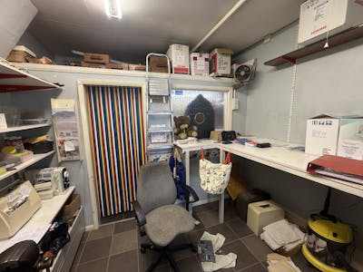 56 Station Road, Brighton, Development / Investment / Retail / High Street Retail / Retail - In Town / Retail - Out Of Town For Sale - IMG_7378.jpg