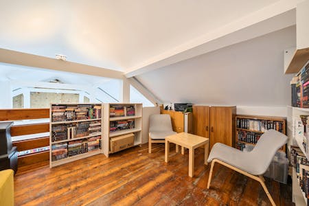 Unit 11, Shepperton House, London, Office Lease Assignment - 1312080316852aa90b9e8dARW1.jpg