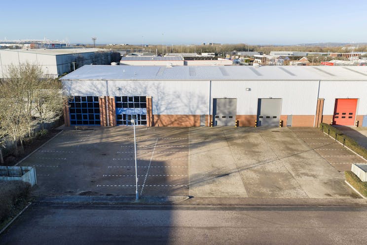Unit 2 Transcentral, Reading, Industrial / Warehouse To Let - External3.jpg