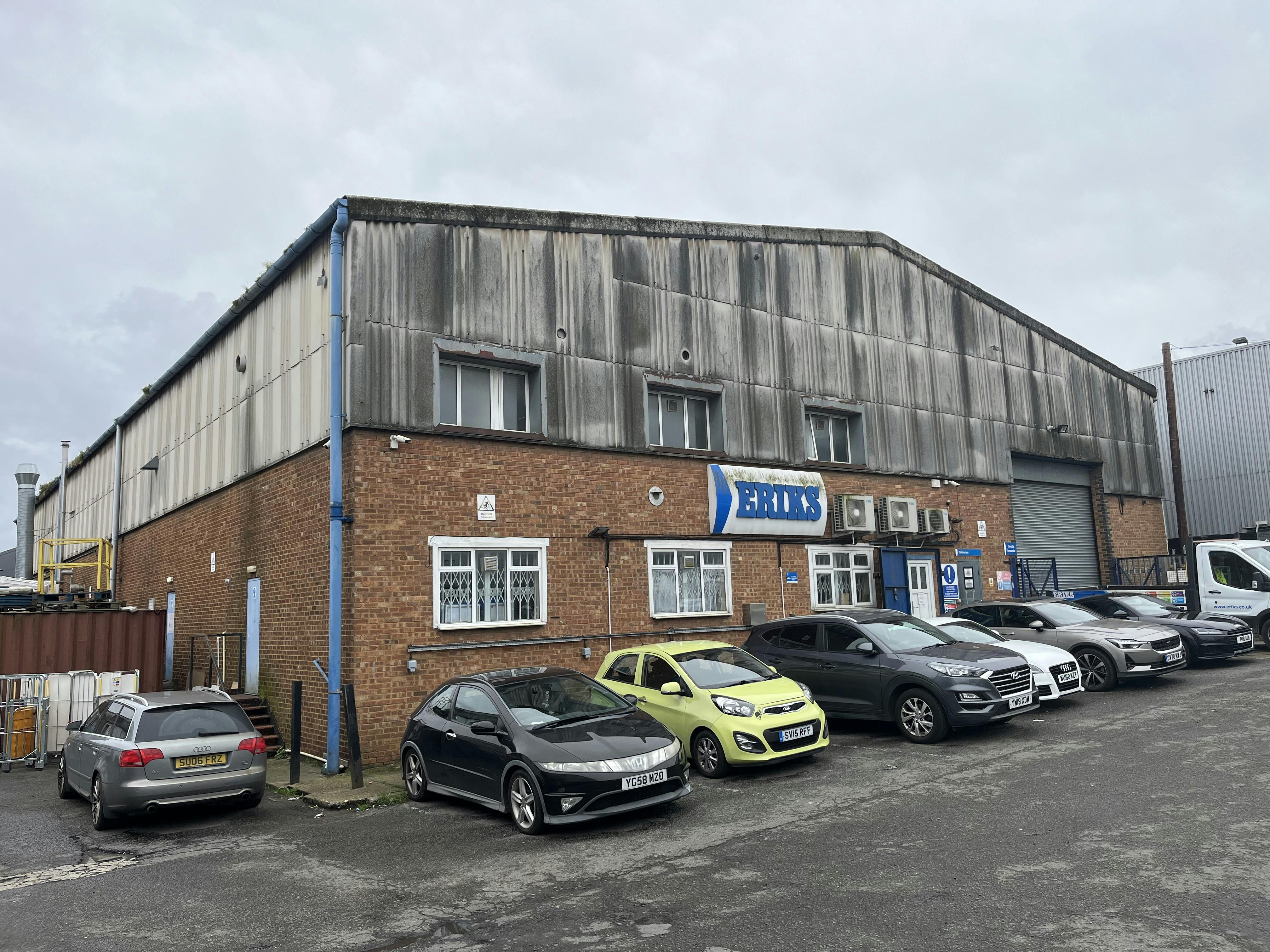 Unit C & H, Kelvin Industrial Estate, Greenford, Industrial / Warehouse To Let - IMG_8611.jpg