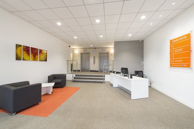 Forum House, 41-51 Brighton Road, Redhill, Offices To Let - IW150115GKA056.jpg