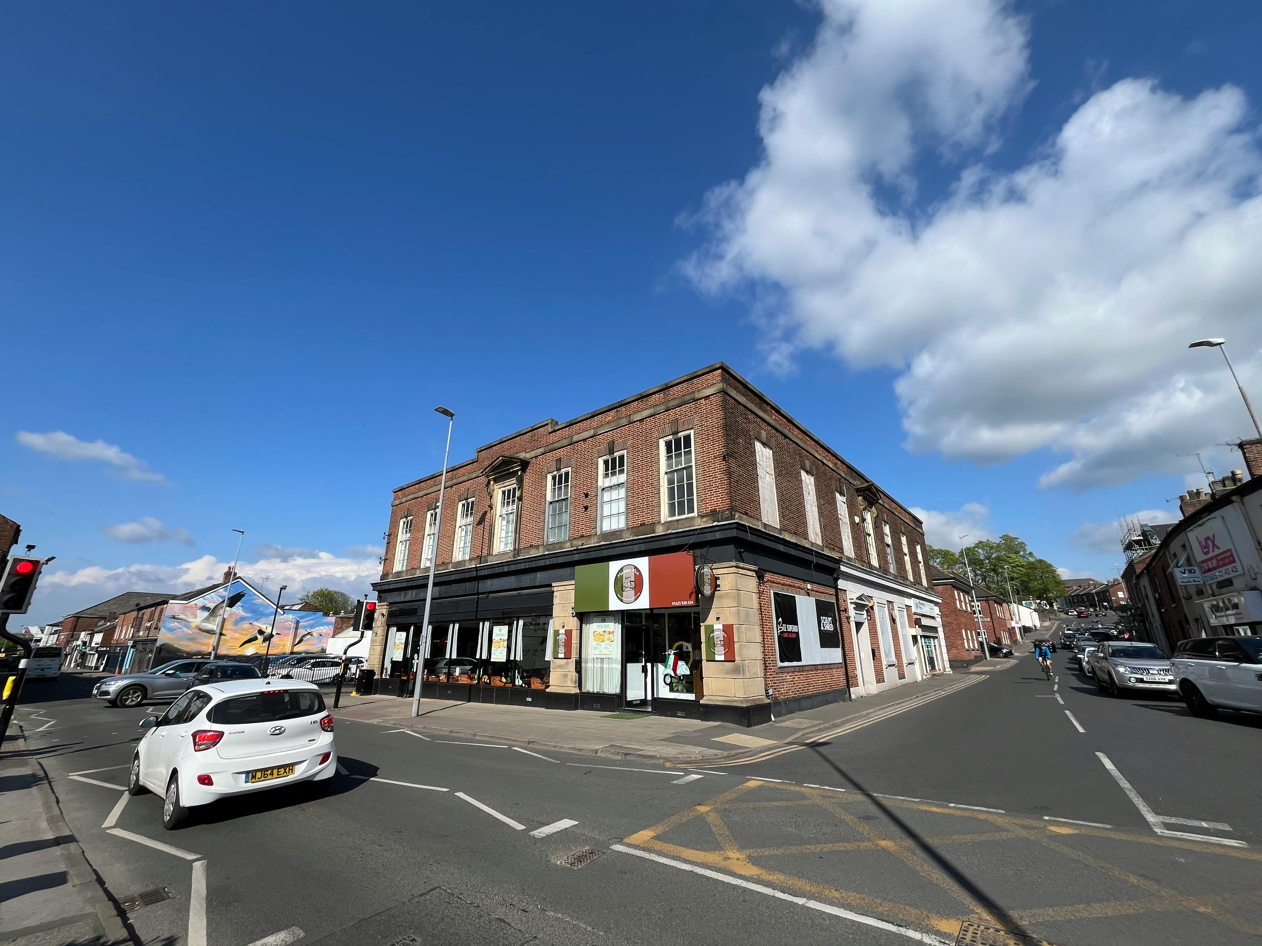 2 Brook St, Macclesfield, Leisure / Offices To Let - IMG_1654.jpg