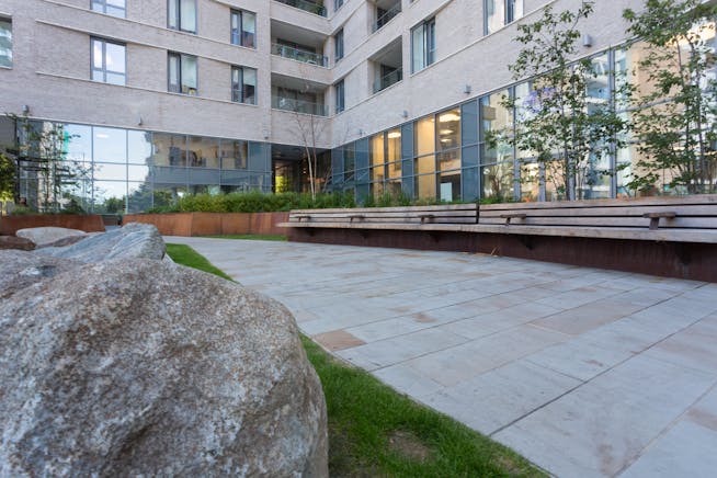 Unit 6, Onyx, London, Offices To Let - 6onyxkingscrosse4.jpg