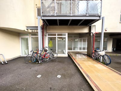 9 Enfield Road, London, Office To Let - IMG_3458.jpg