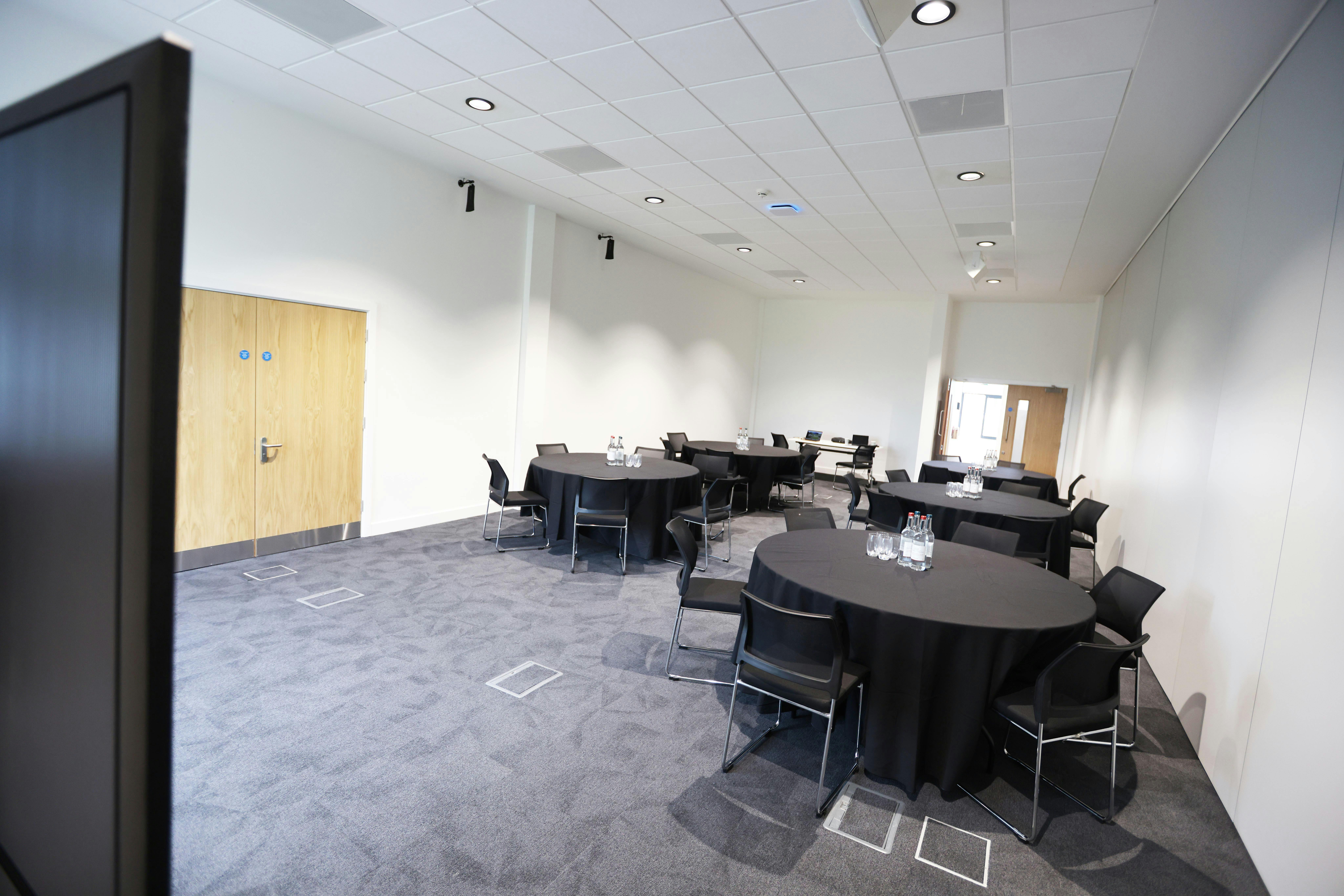 The Skylark - First Floor Offices, Westcott Venture Park, Aylesbury, Offices To Let - Westcott Open Day - ed nix 106.JPG